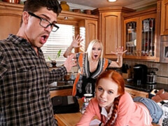 Grote lul, Pijpbeurt, Aangekleed, Hondjeshouding, Twee staartjes, Geschoren, Mager, Tieten likken