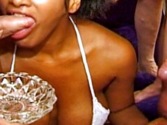 Leie, Blasen, Britisch, Spermaladung, Schwarz, Gruppensex, Ablutschen, Titten