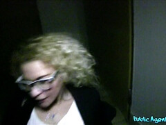 Gros cul, Blonde, Sucer une bite, Européenne, Argent, Pov, Public, Réalité