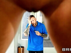 最高, デカ尻, デカパイ, ブロンド, フェラチオ, 手コキする, 淫乱熟女, タトゥー