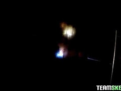 Blondine, Kehlenfick, Aufs gesicht abspritzen, Hd, Pov, Dusche, Dürr, Tätowierung