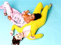 お尻, デカパイ, フェラチオ, バック, 黒人, 女 人男 人, 異人種間, 三人