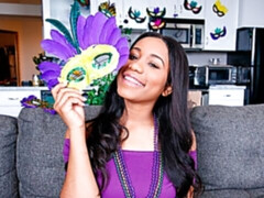 デカ尻, 黒人, フェラチオ, 茶髪の, 手コキする, 異人種間, ストリッピング, ティーン