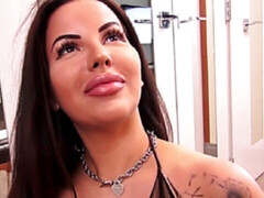 За кадром, Большая жопа, Минет, Брюнетки, Собачьи, Милф, От первого лица, Чулки