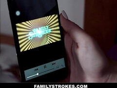 Grosse bite, Blonde, Sucer une bite, Brunette brune, Plantureuse, Tir de sperme, Seins naturels, Plan cul à trois