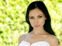 Cul, Lécher le cul, En levrette, Branlette thaïlandaise, Mère que j'aimerais baiser, De plein air, Piercing, Nénés