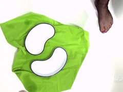 Badkamer, Blond, Voeten, Natuurlijke tieten, Doordringend, Kut duiken, Alleen, Taboe