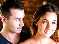 お尻, ブロンド, フェラチオ, 指いじり, 手コキする, キス, 剃毛, オッパイの