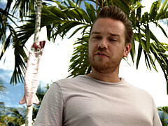 Anaal, Pijpbeurt, Sperma shot, Natuurlijke tieten