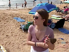 Jill Kassidy: Amateur Footjob at the Beach! (POV Exhibitionism)