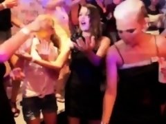 Блондинки, Минет, Брюнетки, Одетые девушки голые парни, Европейки, Группа, Реалити