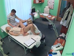 Arsch, Bad, Paar, Spermaladung, Hundestellung, Freundin, Handjob, Lecken