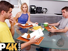 18 años, Rubia, Atrapados, Engañando, Checa, Hd, Pequeña, Ducha