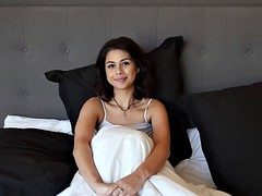 Брюнетки, Семяизвержение, Волосатые, От первого лица, Тату