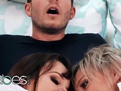 Blond, Oudere vrouw, 1 man 2 vrouwen, Moeder die ik wil neuken, Trio