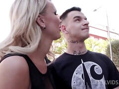 Grote lul, Blond, Pijpbeurt, Rondborstig, Man die toekijkt, Interraciaal, Natuurlijk, Kut duiken