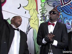 デカチン, 黒人