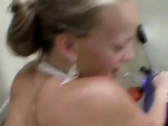 Leie, Blasen, Hundestellung, Europäisch, Aufs gesicht abspritzen, Hardcore, Im freien, Pov