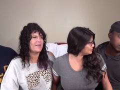 Beauté, Chambre à dormir, Noire, Blonde, En levrette, Grosse, Fille latino, Mère que j'aimerais baiser