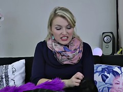 Чулки, Молоденькие, Под юбкой