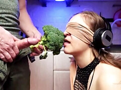 Leie, Verrückt, Aufs gesicht abspritzen, Familie, Selbstgemacht, Orgasmus, Sohn, Nass