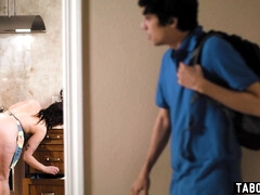 In den arsch, Grosser arsch, Hundestellung, Familie, Milf, Mutti, Spanisch, Stiefmutter