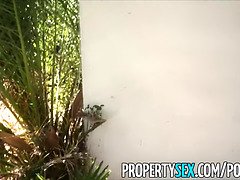 Real estate agent desperate to sell house fucks on camera