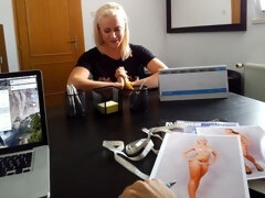 Blondine, Blasen, Hundestellung, Handjob, Lecken, Höschen, Pov, Jungendliche (18+)