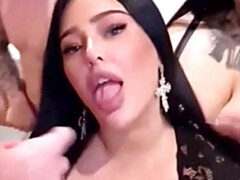 Grosser schwanz, Grosse titten, Spermaladung, Gruppe, Handjob, Milf, Natürlichen titten, Titten