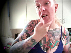 Weibliche domination, Milf, Mutti