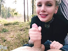 Amateur, Blonde, Couple, Tir de sperme, Masturbation, De plein air, Pov, Russe