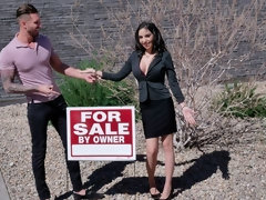 Kont, Grote mammen, Pijpbeurt, Hondjeshouding, Handbeurt, Geschoren, Kousen, Tatoeage