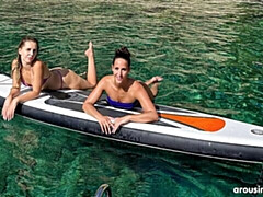 18, 指いじり, レズビアン, 下着, 自然山雀, 剃毛, ストリッピング, オッパイの