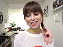 Tussi, Grosser schwanz, Blasen, Spermaladung, Handjob, Pov, Verführt, Titten