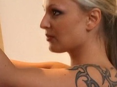 Анальный секс, Блондинки, Колледж, Двойное проникновение, Пальцем, Секс без цензуры, Втроем, Униформа