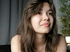 Tetas grandes, Morena, Tetona, Penetracion con dedos, Lencería, Masturbación, Tetas naturales, Camara web