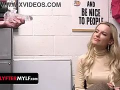 Rubia, Engañando, Consolador, Policía, Sexo fuerte, Gritar, Desnudarse, Juguetes