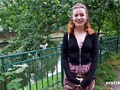 Braunhaarige, Dildo, Fingern, Deutsch, Hd, Natürlichen titten, Nackt, Muschi