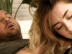 Blondine, Blasen, Hintern versohlen