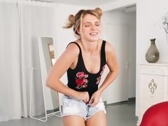Teen colleen banged and stimulated by experience fucker