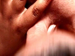 Belle grosse femme bgf, Gros seins, Sucer une bite, Brunette brune, Fétiche, Interracial, Orgie, Plan cul à trois
