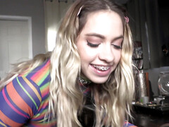 Tussi, Blondine, Familie, Natürlich, Höschen, Pov, Jungendliche (18+), Titten