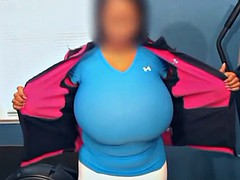 Tits bounce