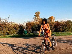 Жопа, Красивые, Большие сиськи, Брюнетки, Хд, На природе, На публике, Соло