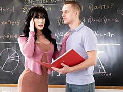 Schlafzimmer, Grosser arsch, Grosser schwanz, Grosse titten, Blasen, Braunhaarige, Hundestellung, Milf