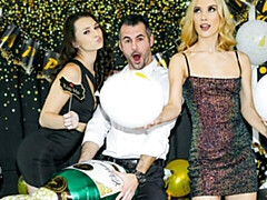 Double blowjob clip with exquisite Jazmin Luv and Liz Jordan from TeamSkeet Classics