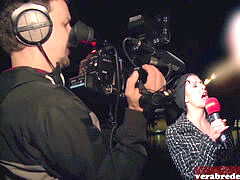 Amateur, Sucer une bite, Brunette brune, Allemand, Mère que j'aimerais baiser, Public