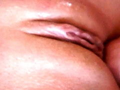 Arsch, Blasen, Spermaladung, Doppelpenetration, Lingerie, Muschi, Rasiert, Spielzeuge