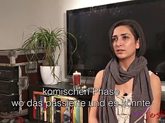 美女, 黒人, フェラチオ, 手コキする, 熟年, 淫乱熟女, 義母, ティーン