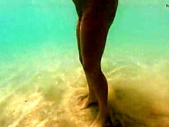 Amateur, Playa, Despelote, Masturbación, Bragas, Solo, Calientapollas, Bajo el agua